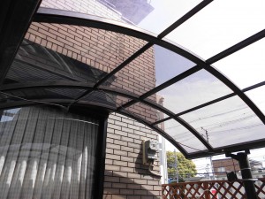 リフォのエクステリア修繕　東大阪市　カーポート屋根張替え